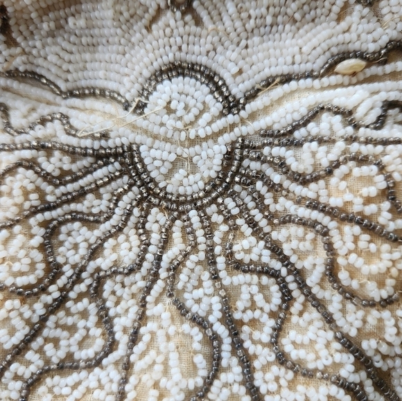 Vintage pearl beaded bag - Picture 2 of 9